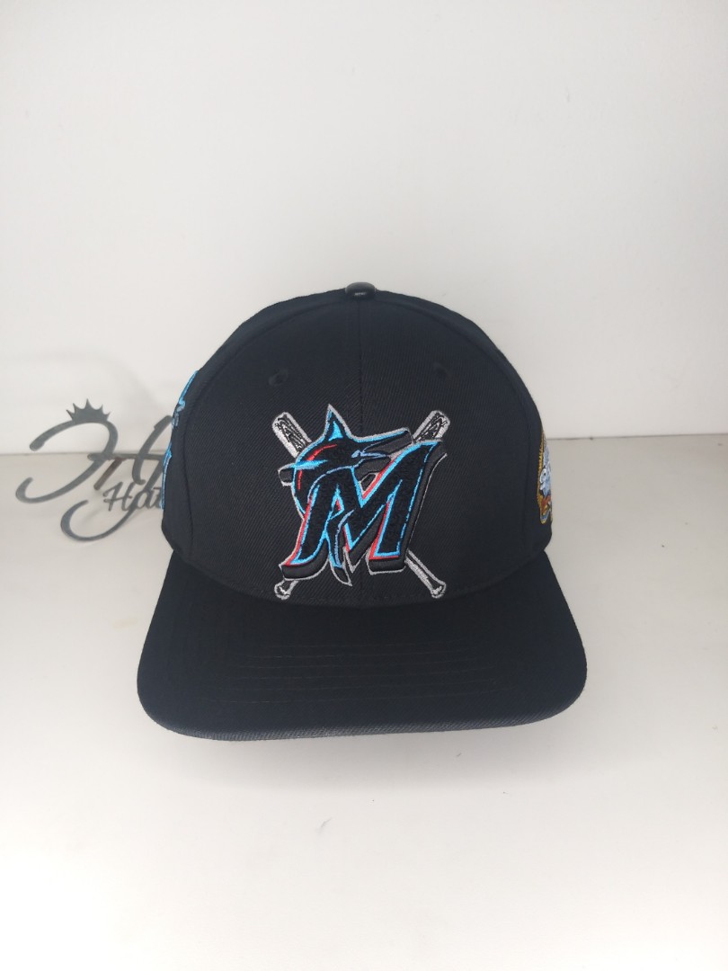 Pro Standard Mens MLB Florida Marlins Ps Ws Color Snapback Hat