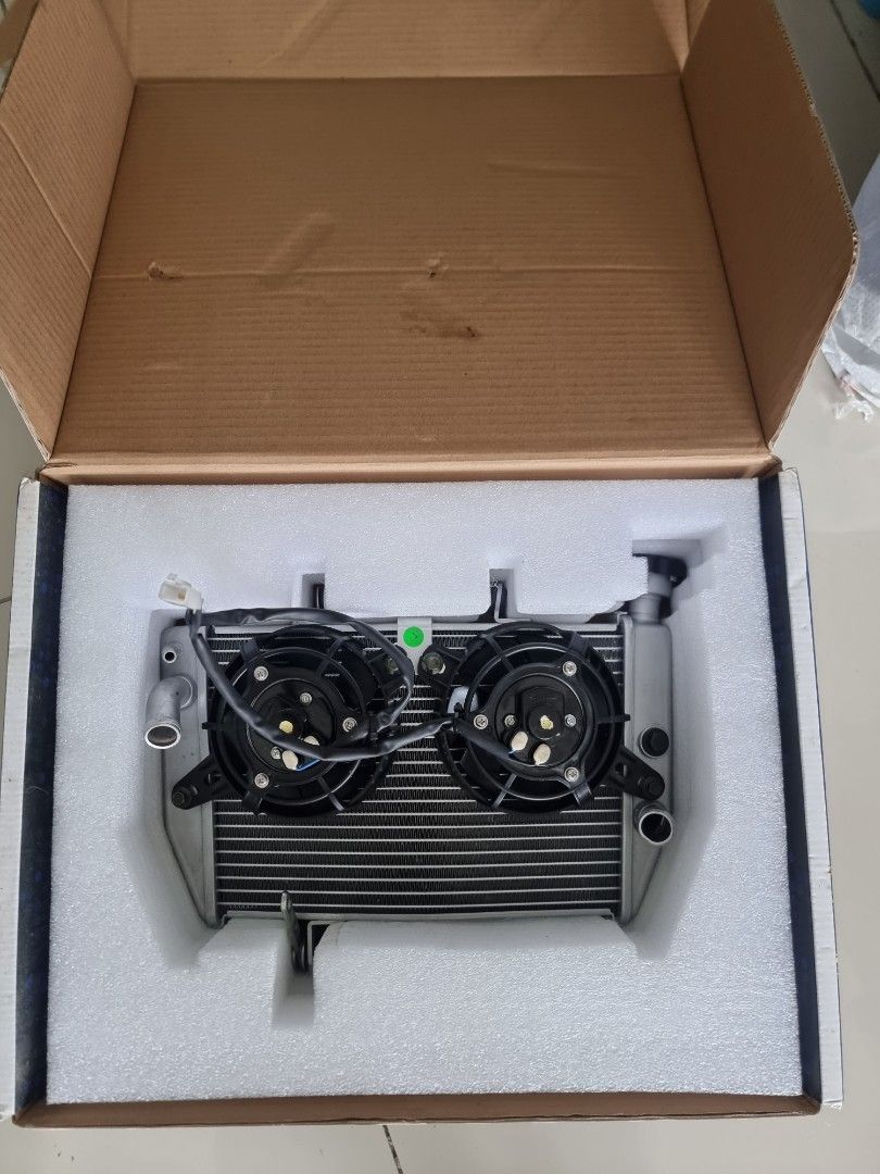 Radiator Double Fan Ultra Cooling yamaha Lc135 Y15 R15 Mt15, Motorbikes on Carousell