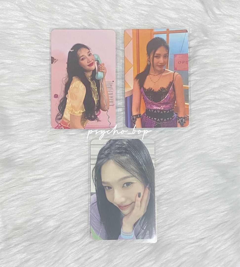Red Velvet Joy Queendom Photocards on Carousell