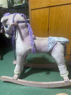 (Category: ) located in . Submitted by uniunicorn88 (Listing ID 1232108642, Image 1). Description: .