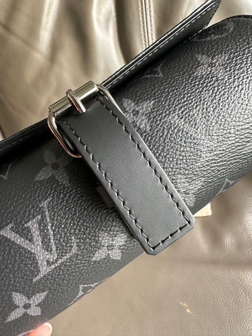 LV 3 Watch Case Monogram Eclipse Black Grey Leather Louis Vuitton, Men's  Fashion, Watches & Accessories, Accessory holder, box & organizers on  Carousell
