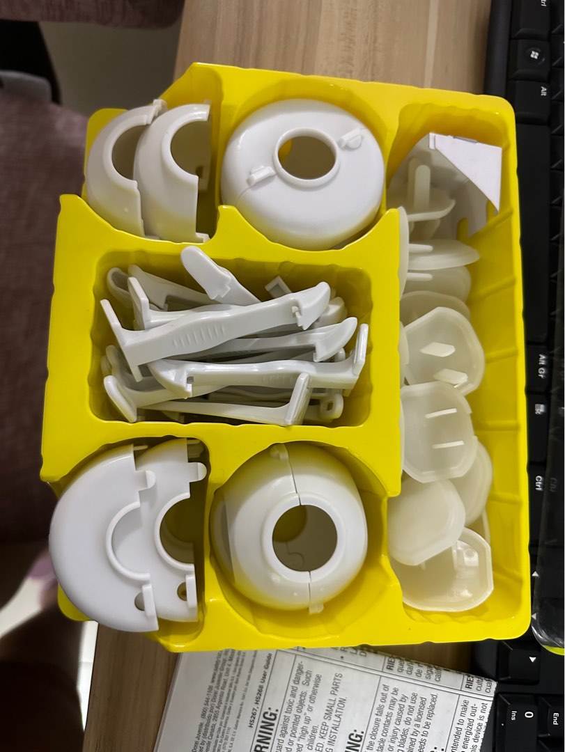 Safety 1st Child Proofing Kit, Babies & Kids, Baby Nursery & Kids Furniture, Safety Gates, Locks