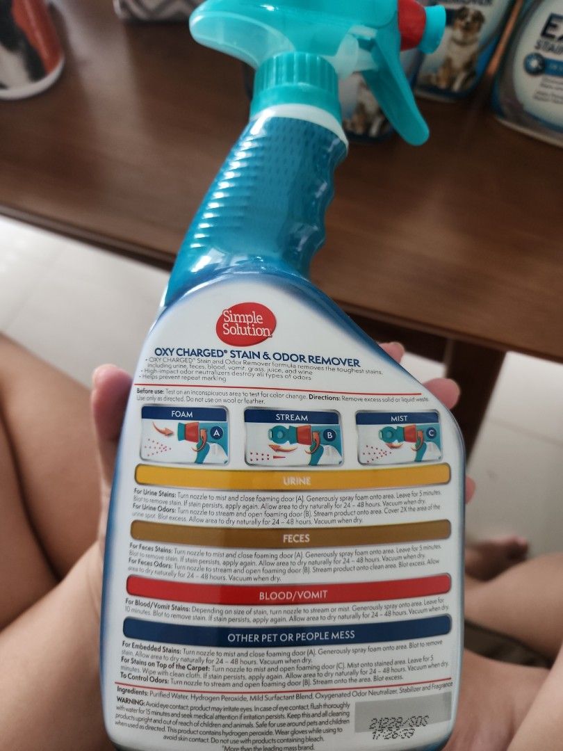 Simple Solution Oxy Charged Stain and Odor Remover 945ml Pet
