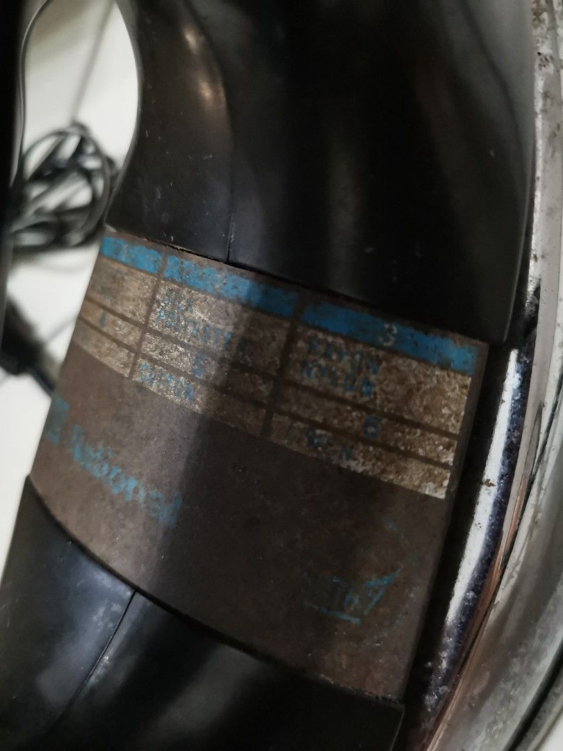 Some kind of vintage old national iron, TV & Home Appliances, Irons