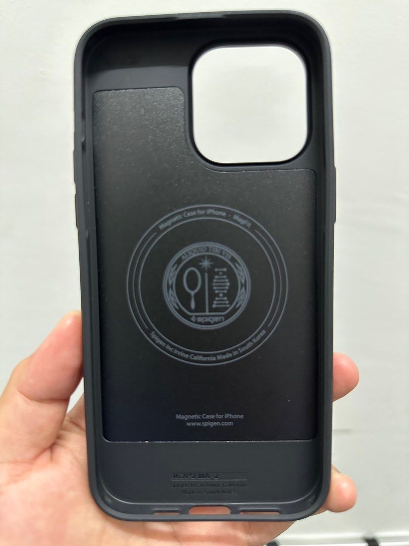 SPIGEN MAG ARMOR IPHONE 14 PRO MAX, Mobile Phones & Gadgets, Mobile