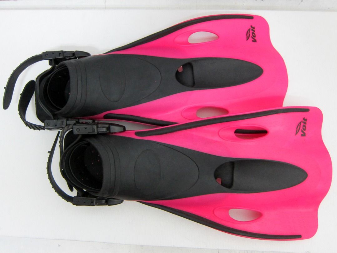 Swim Fins, Sports Equipment, Sports & Games, Water Sports on Carousell