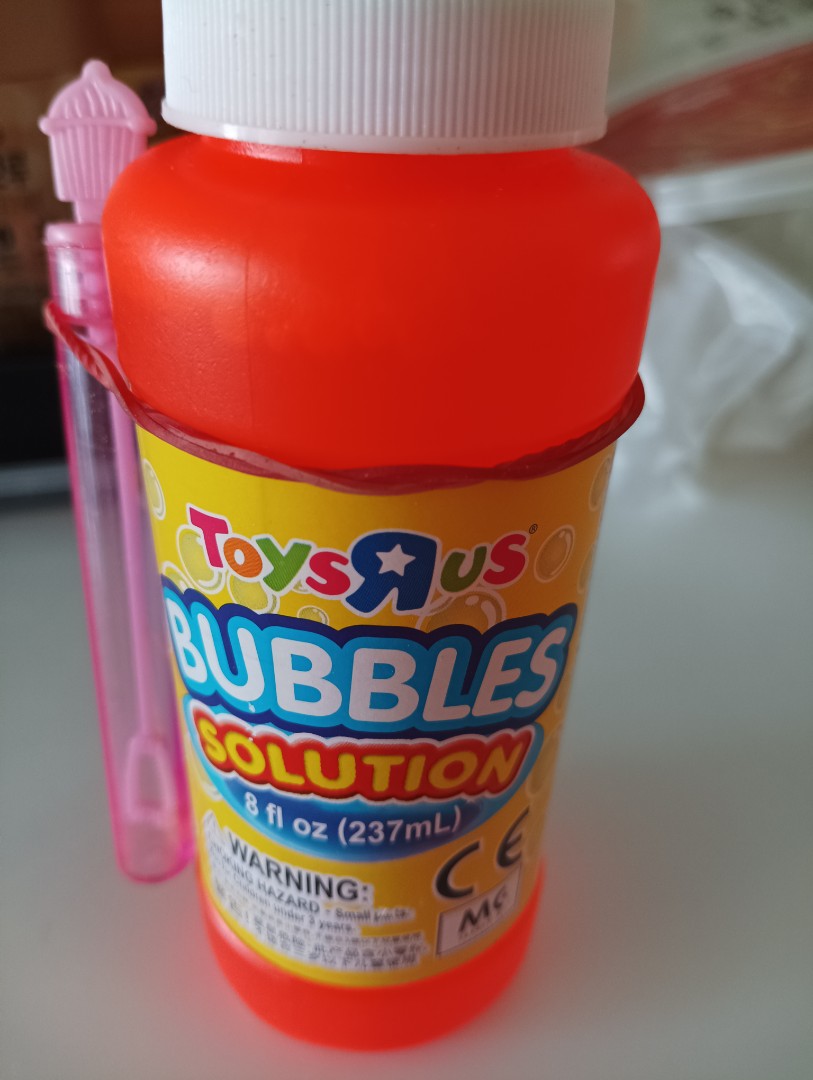 Toys R Us Fun Bubble Solution Hobbies