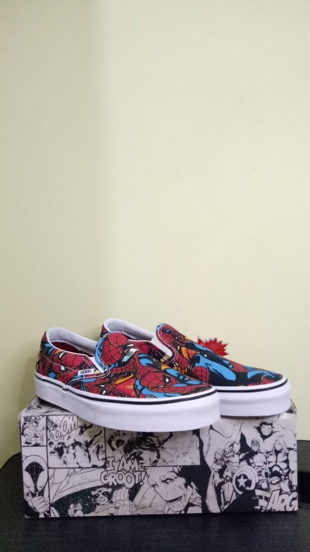 Vans slip on Marvel spiderman, Fesyen Pria, Sepatu Sneakers di