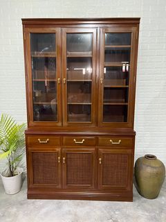 Vintage displayer cabinet