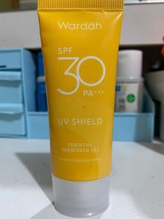 Wardah UV Shield Essential Sunscreen Gel SPF 30 PA +++ 40 ml