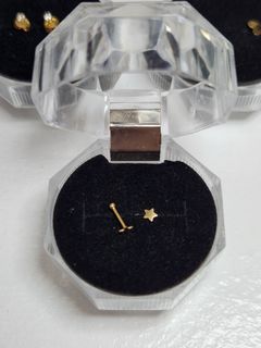 18K Saudi Gold Star Barbell  Earrings - not de roscas