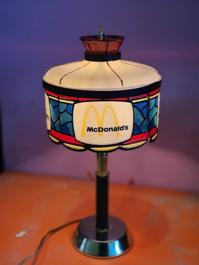 1981 Mcdonalds Tiffany Table Lamp, Hobbies & Toys, Memorabilia