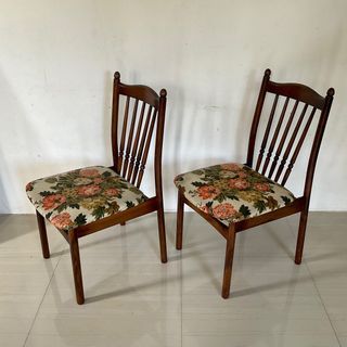 2pcs vintage floral seat chairs