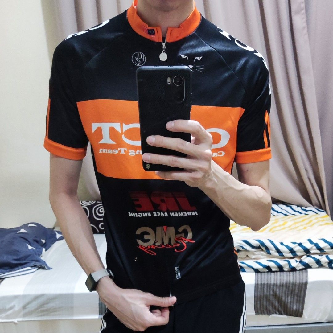 Assorted Used Men s Cycling Jerseys