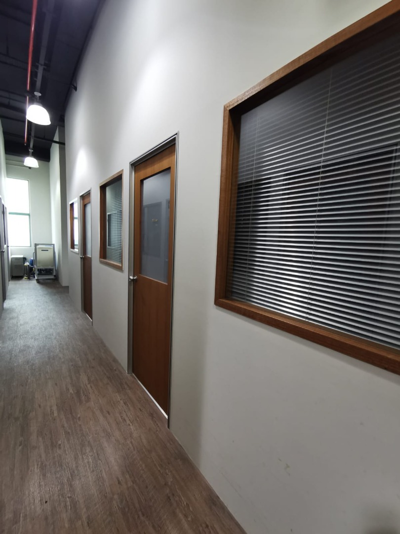 300/200/100 sqft usable space for office and storage UBI (Techniques