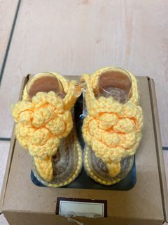 毛線針織嬰兒學步夾腳鞋