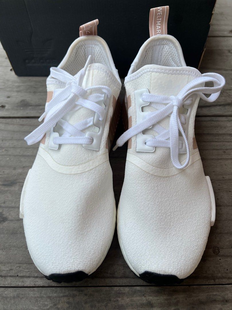 Nmd clearance white adidas