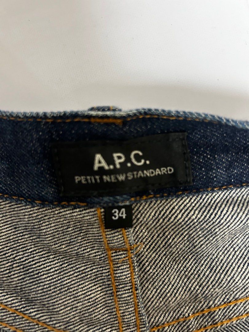 APC petit new standard jeans w34, 男裝, 褲＆半截裙, 牛仔褲- Carousell