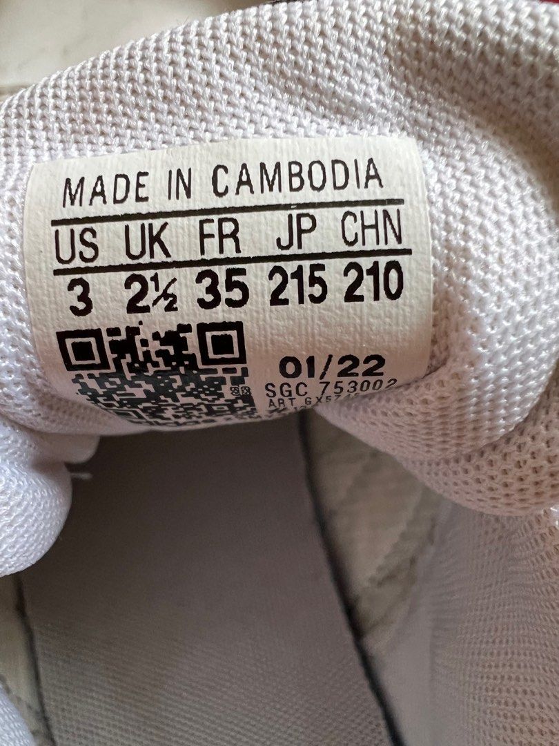 Big Kids Adidas Sneakers size US3
