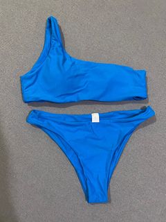 (Category: ) located in . Submitted by ssneaks (Listing ID 1232220954, Image 1). Description: .