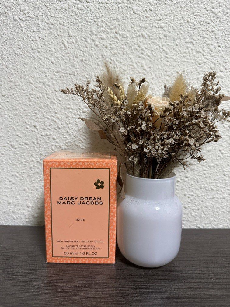 BNIB Marc Jacobs Daisy Dream Daze EDT