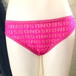 BONDS pinky lace panties 