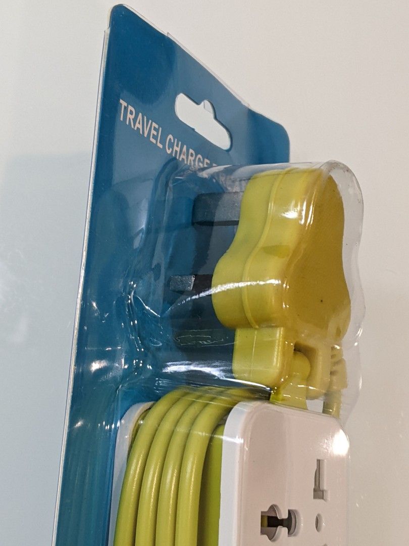 BRAND NEW TESSAN Universal Extension Lead USB, Power Socket USB Adapter