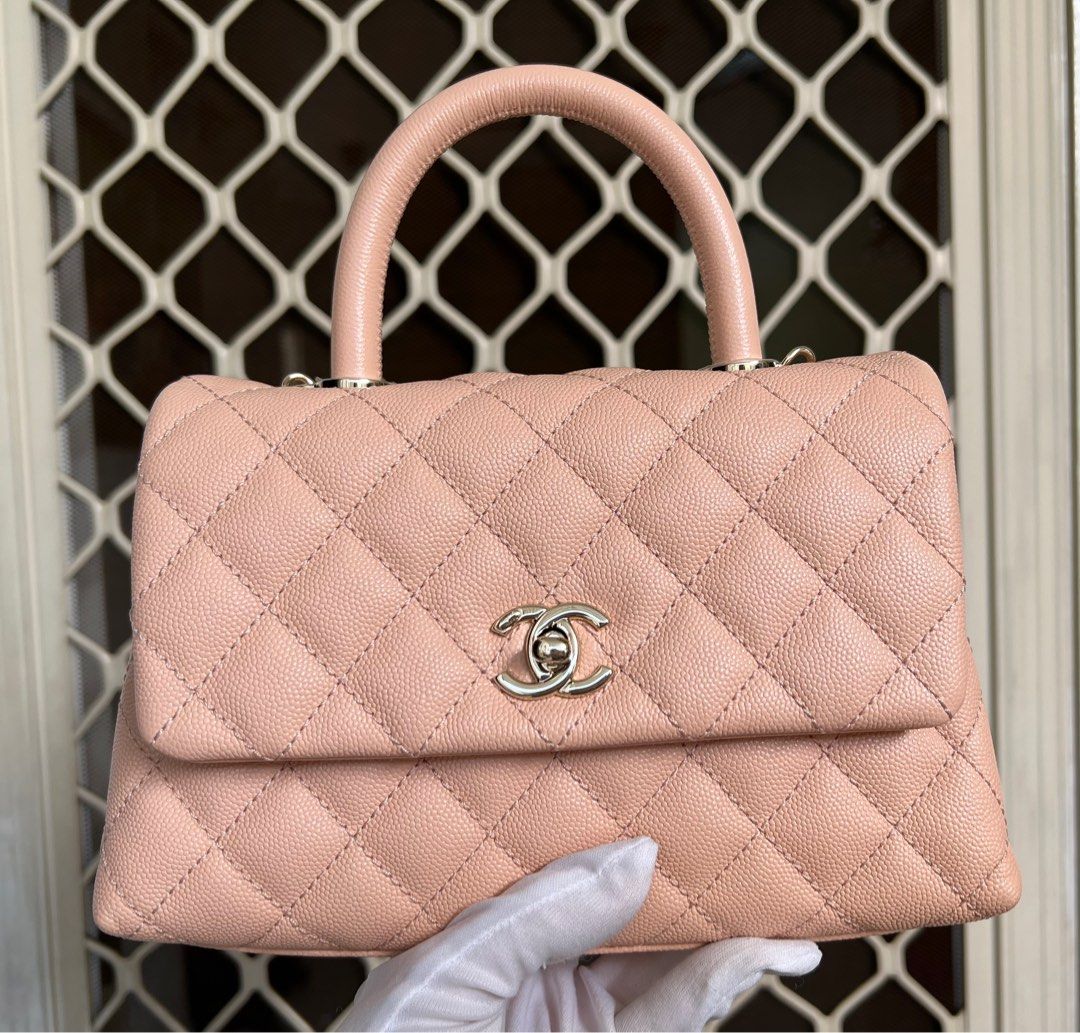 Chanel coco handle small light pink caviar lghw # 31, Luxury, Bags & Wallets  on Carousell