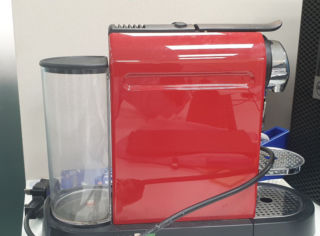 Coffee machine Nespresso Citiz Cherry Red, TV & Home Appliances