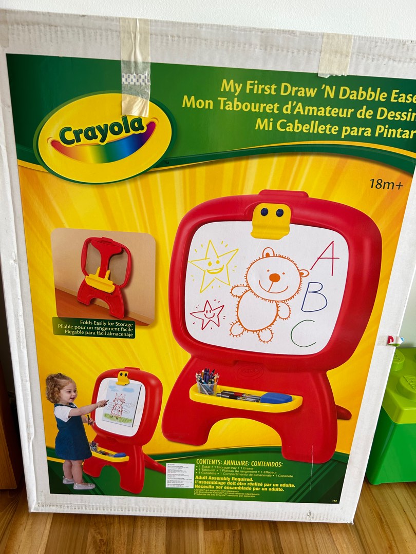 Crayola whiteboard easel, Hobbies & Toys, Stationery & Craft, Craft