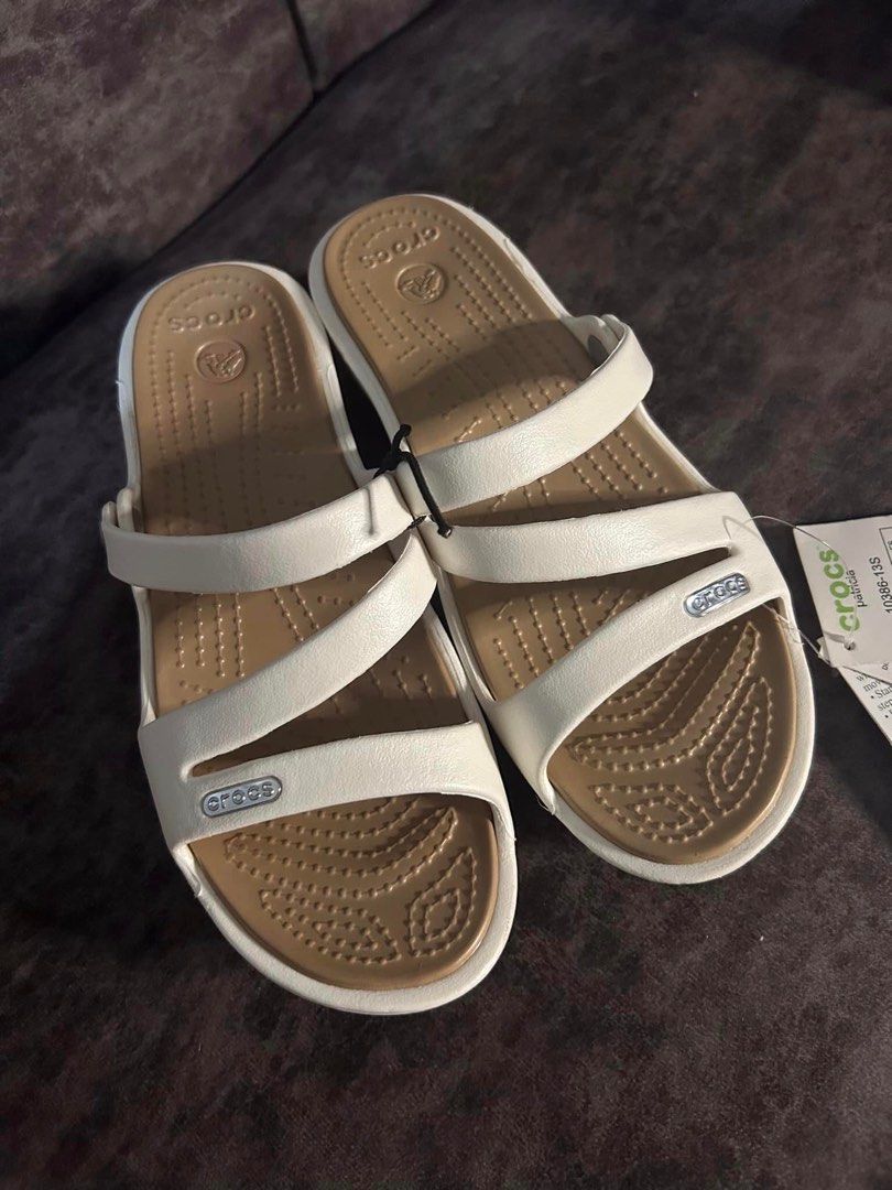 crocs patricia, Women's Fashion, Footwear, Wedges on Carousell