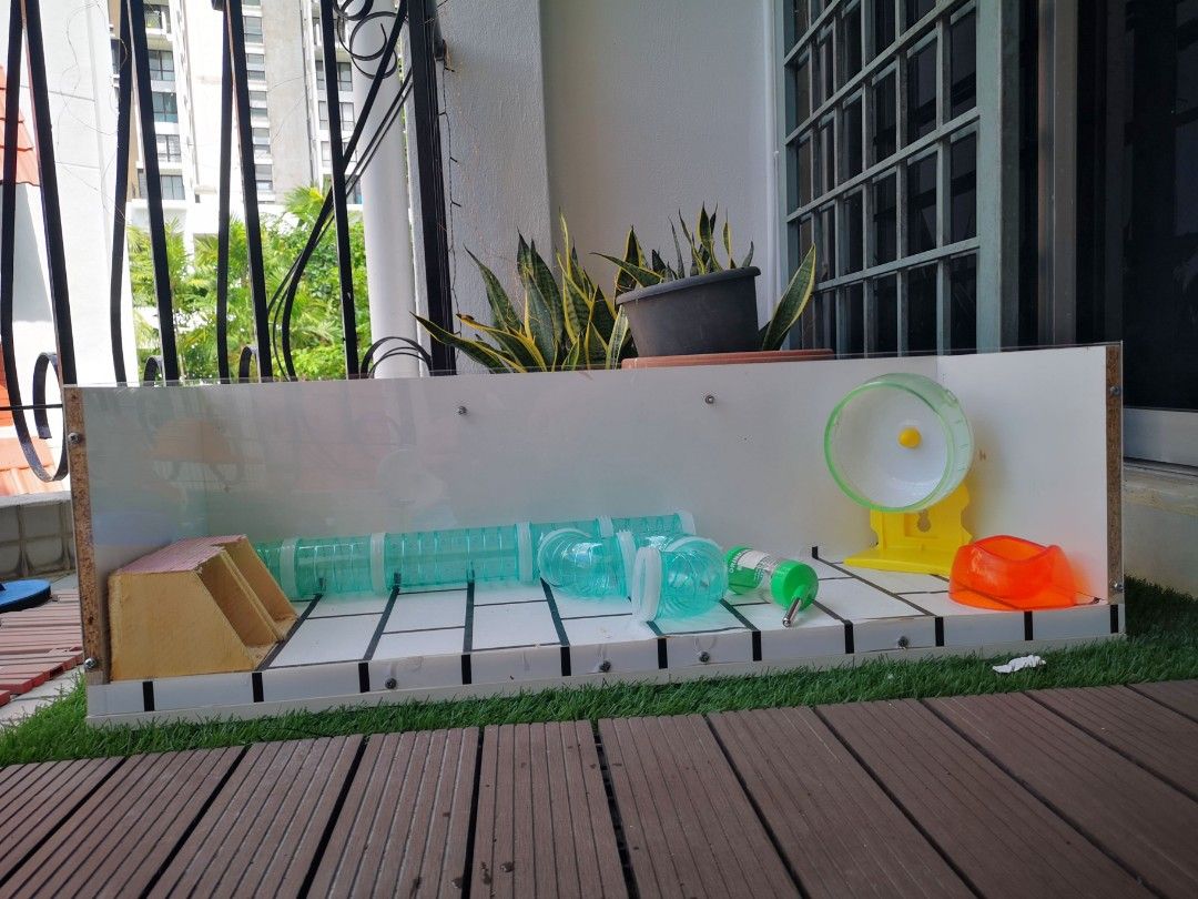 Custom made store hamster cage