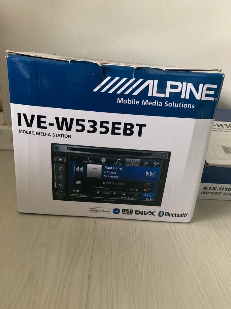 Double tin alpine Bluetooth car set, Car Accessories, Electronics