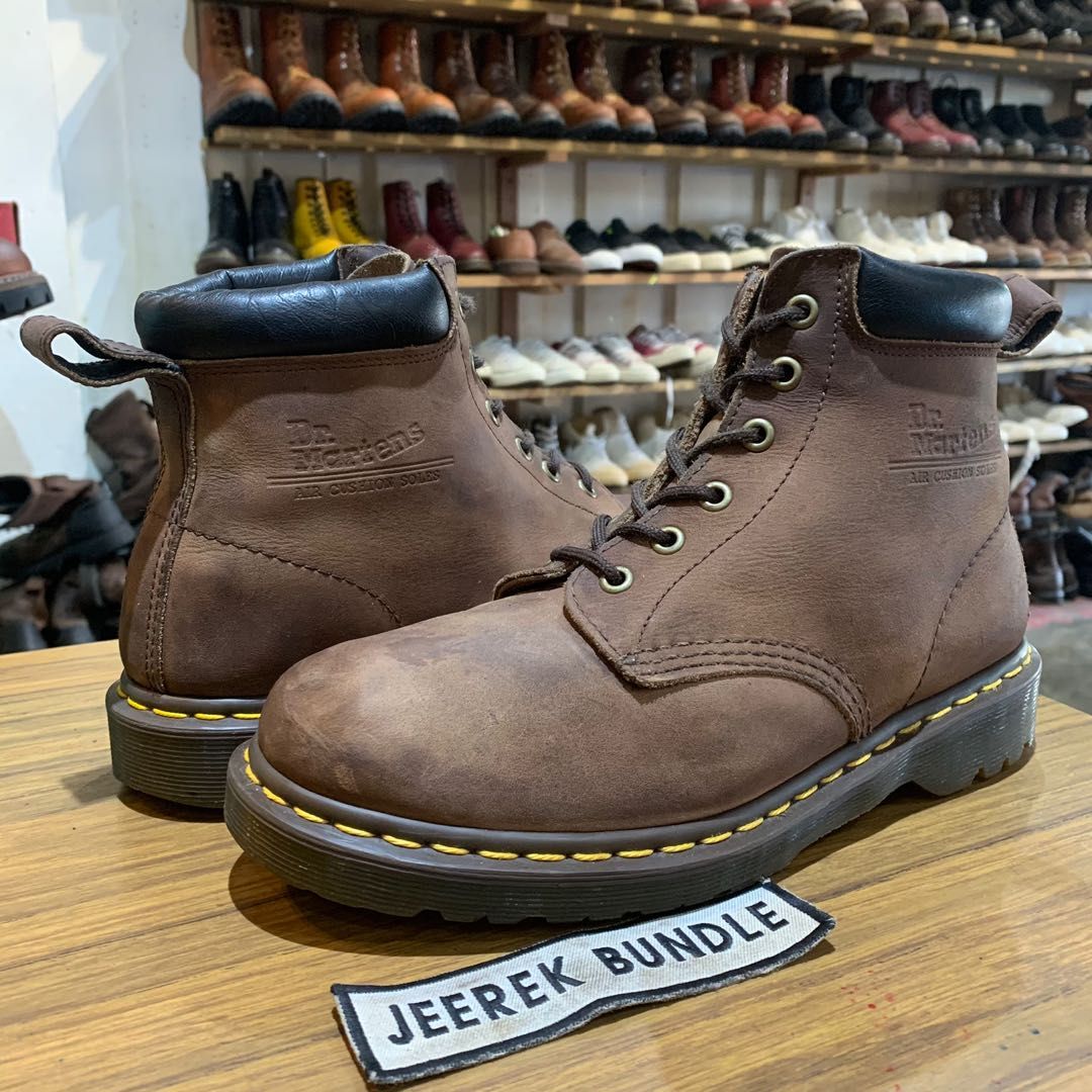 DR. MARTENS CRAZY HORSE