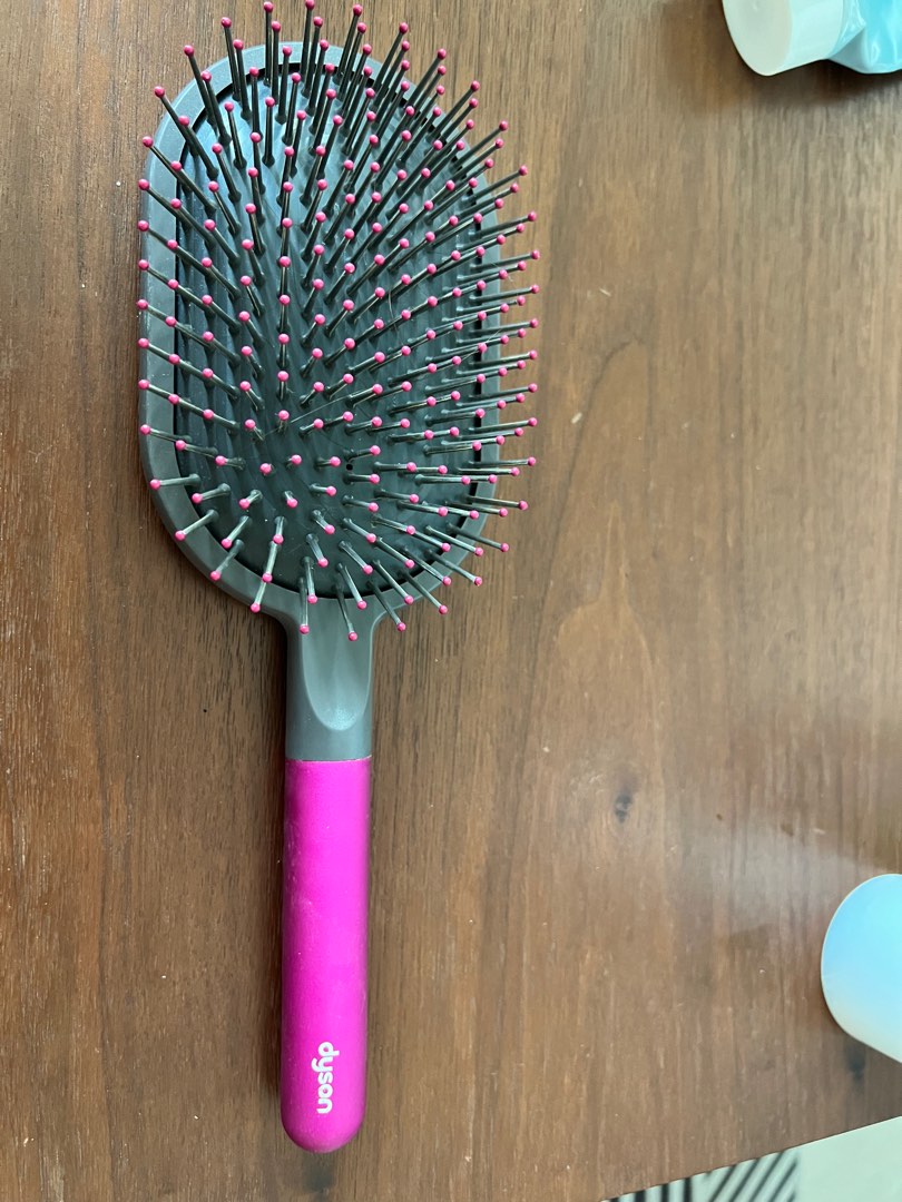 Dyson Hair Brush, Beauty & Personal Care, Hair on Carousell