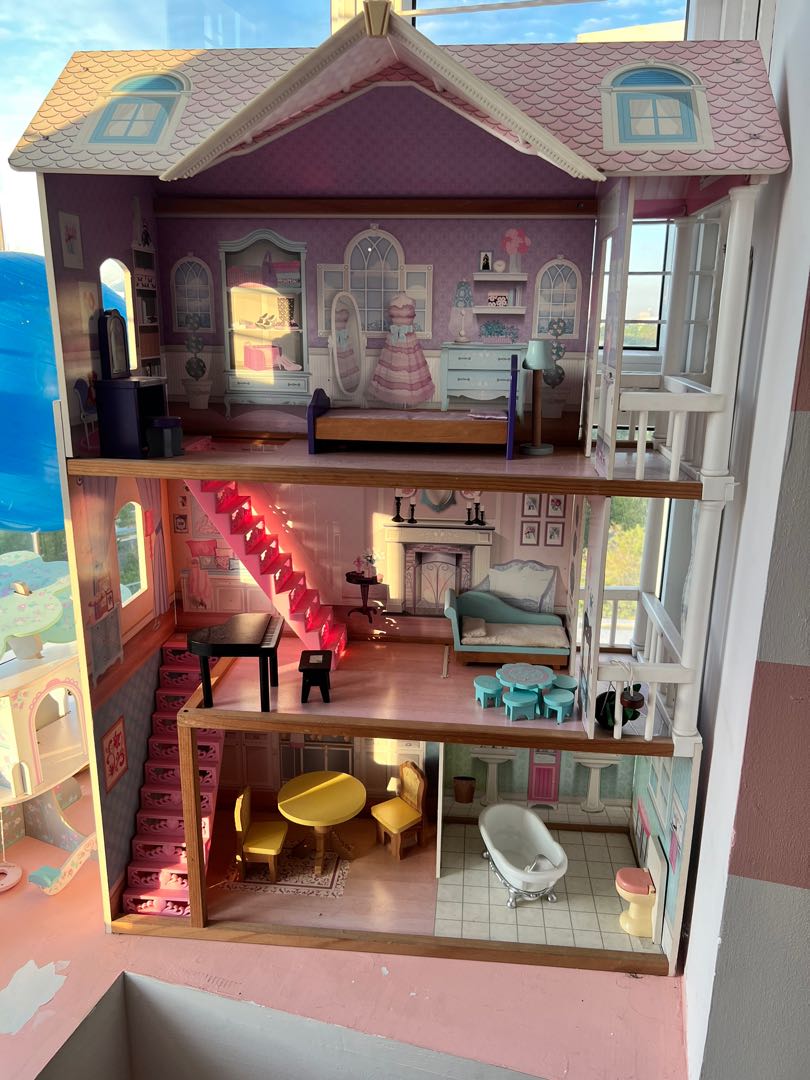 Elc manor house top