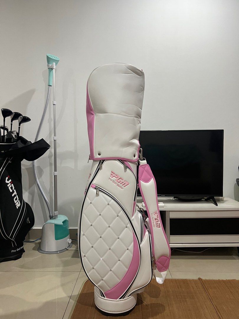 Golf Beg, Sports Equipment, Sports and Games, Golf on Carousell