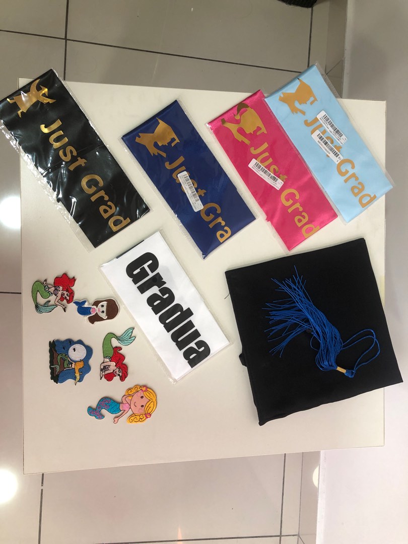 Graduation rope n hat. Can warm iron mermaid cloth on the rope