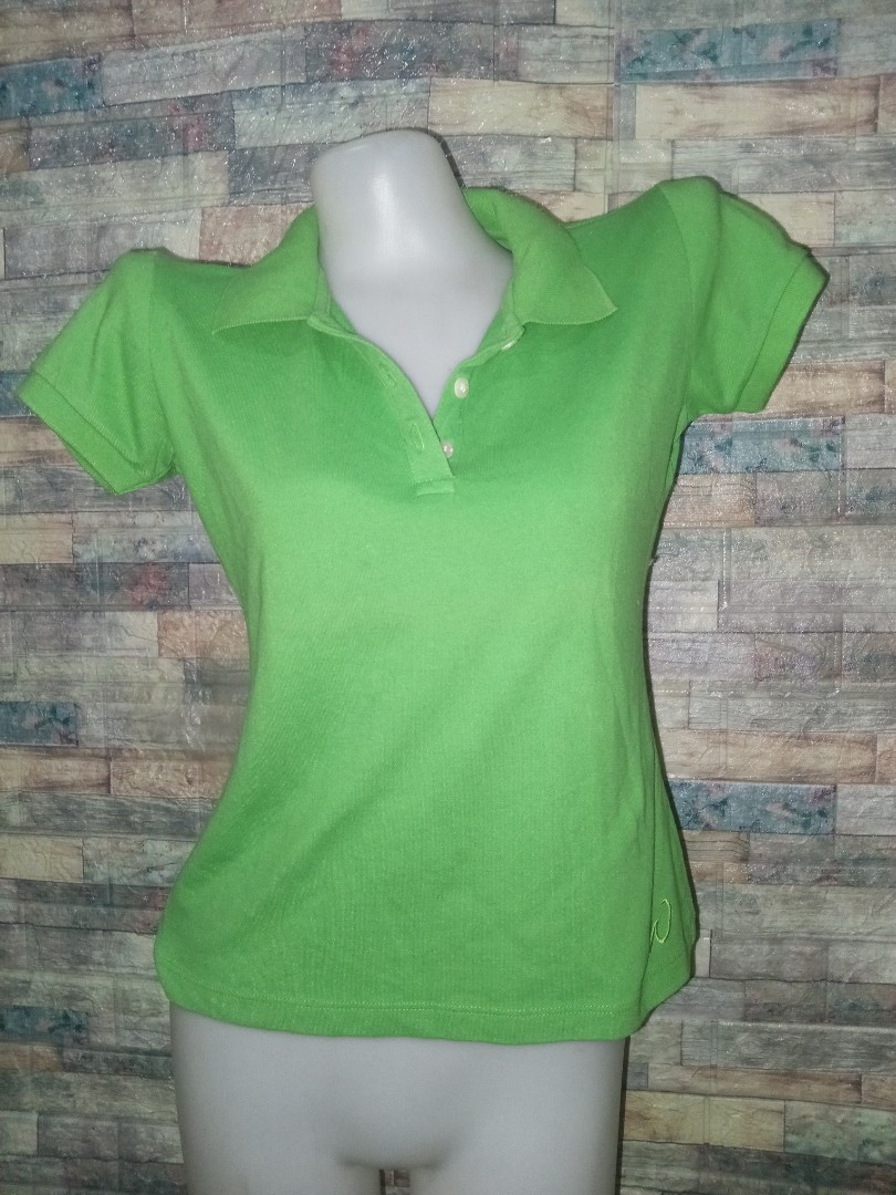 Green polo shirt, Women's Fashion, Tops, Blouses on Carousell