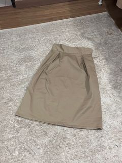 GU Beige Skirt