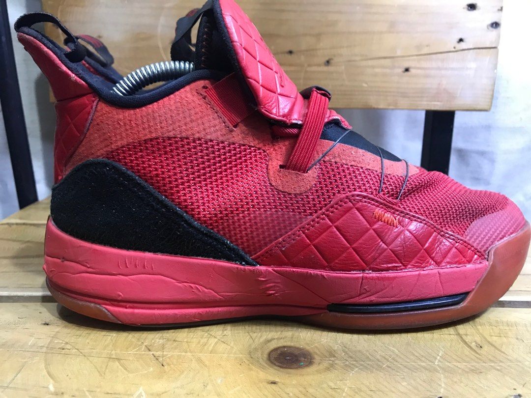 Pink online jordan 33