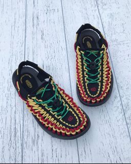 keen uneek sandal men's multi color