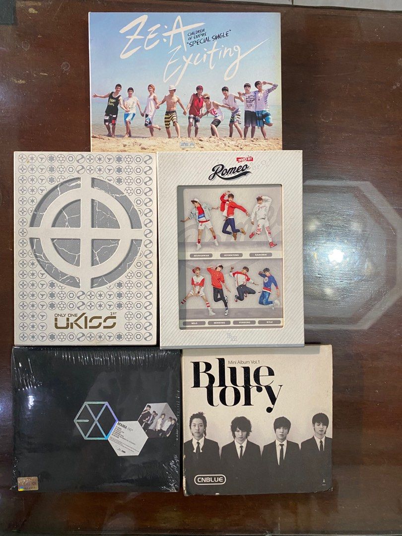 KPOP ALBUMS on Carousell
