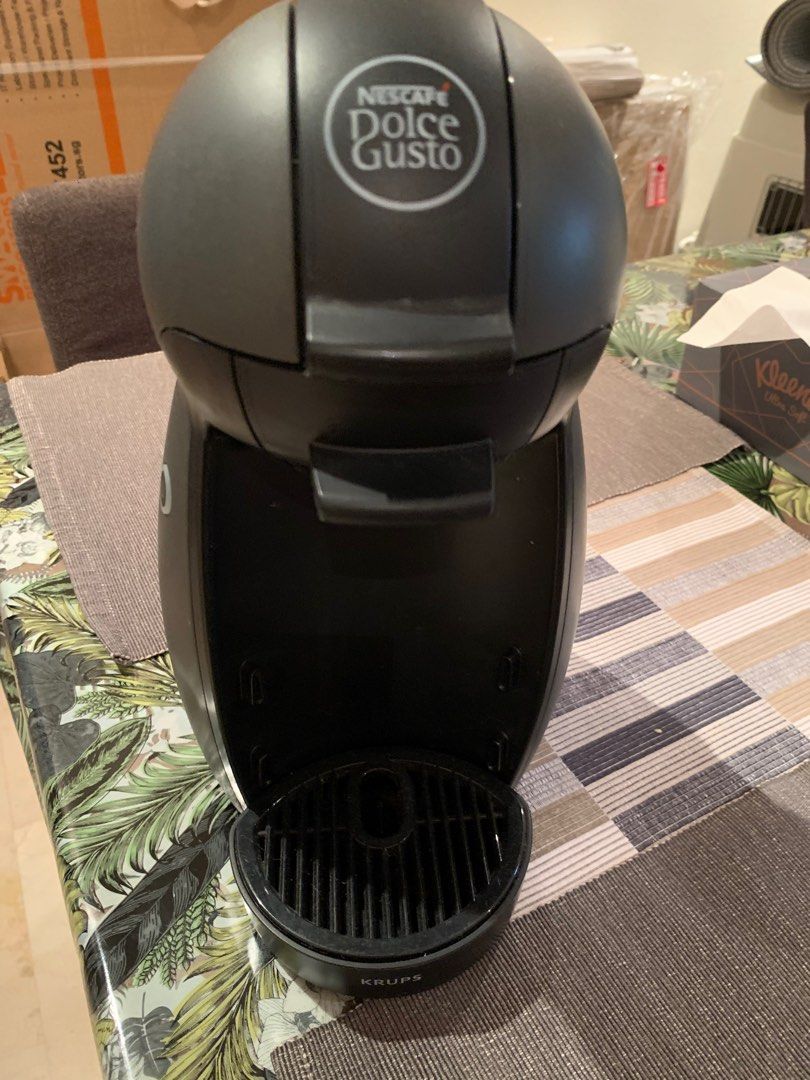 KRUPS Dolce Gusto coffee machine., TV & Home Appliances, Kitchen