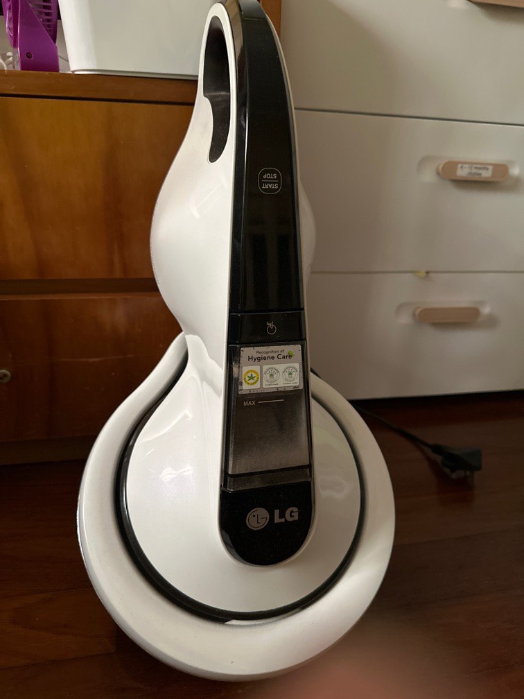 LG Bedding vacuum, TV & Home Appliances, Vacuum Cleaner & Housekeeping