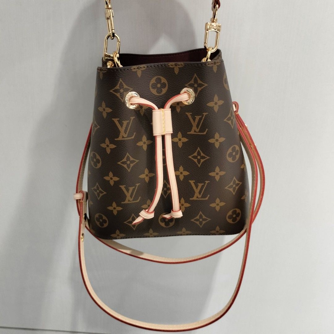 Tas Louis Vuitton Monogram Neonoe MM Pink, Barang Mewah, Tas & Dompet di  Carousell