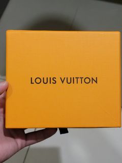 Used] Louis Vuitton Serenga M30782 upperr Aldwards Second Bag Clutch Bag  Black Black Men Leather ref.439221 - Joli Closet
