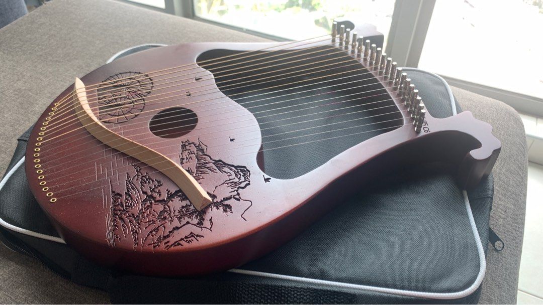 Lyre Harp 19 string, Hobbies & Toys, Music & Media, Musical Instruments
