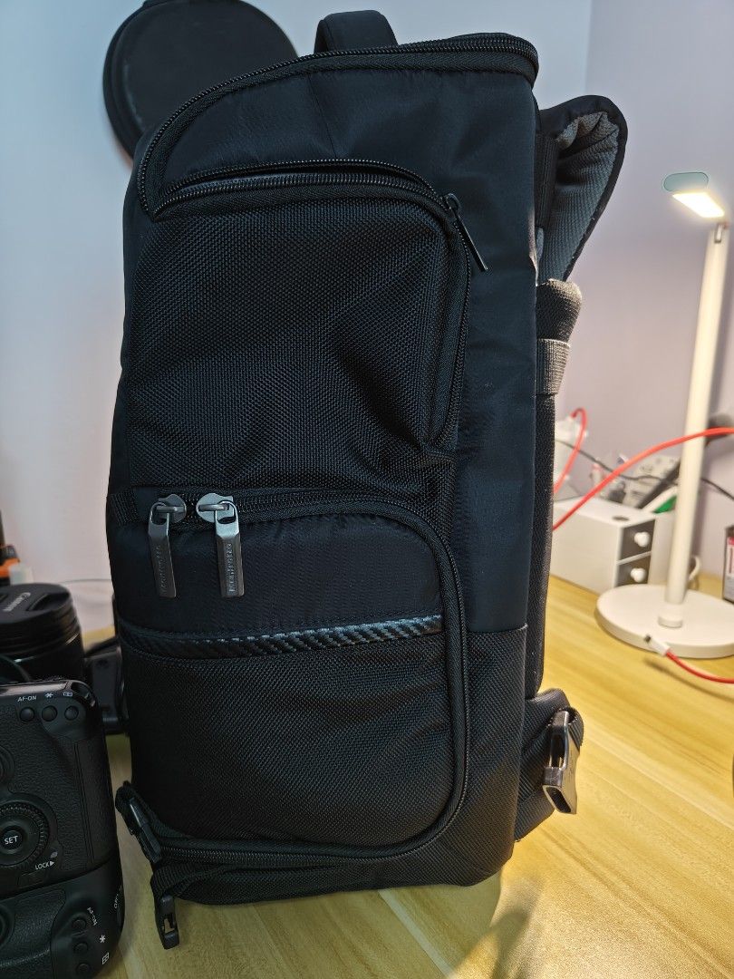 Manfrotto Advanced Camera and Laptop Backpack Tri M, Photography