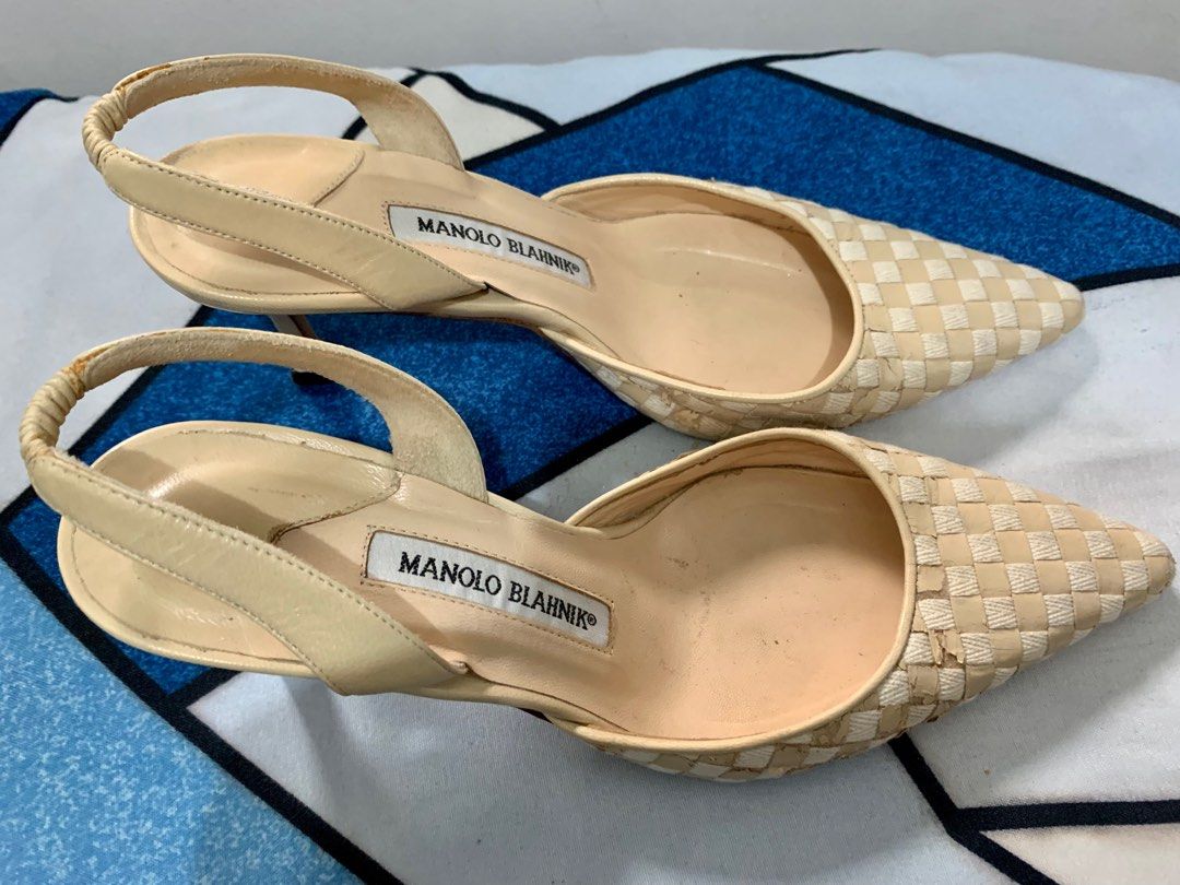 Manolo Blahnik Kitten Heel pumps, Women's Fashion, Footwear, Heels on